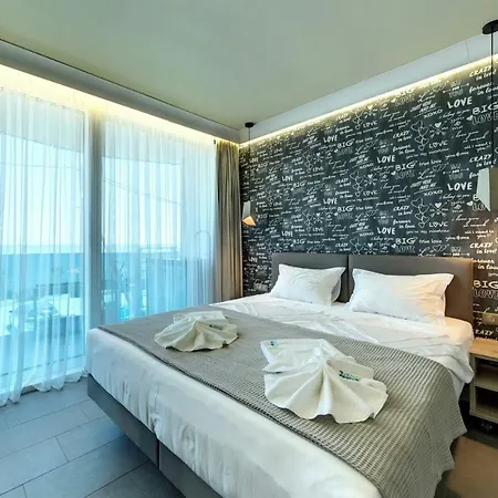 Ξενοδοχείο με διαμερίσματα Barocco Wave Σκάλα Ποταμιάς