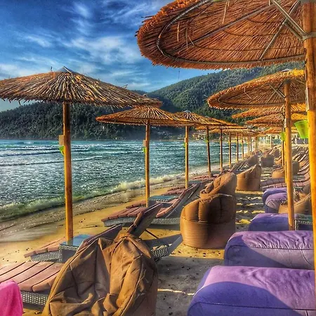 Ξενοδοχείο με διαμερίσματα Barocco Wave